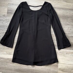 Speechless V-Neck Tunic NWOT